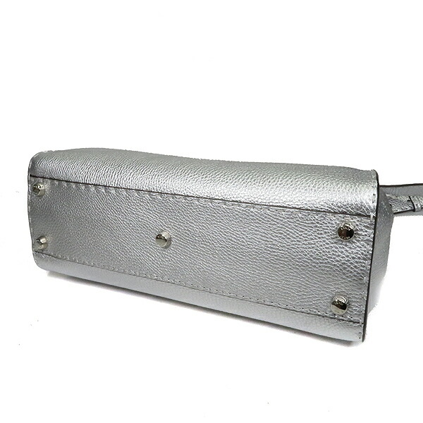 6 26 1時までポイント5倍 フェンディ Fendi 2wayバッグ セレリア ピーカブー レギュラー ローマンレザー Argeno Palladio 銀色 ハンドバッグ ショルダー シルバー金具 8bn290 レディース 保存袋 定番 人気 美品 中古 Rvcconst Com 6 26 1時までポイント5倍 フェンディ Fendi 2wayバッグ セレリア ピーカブー レギュラー ローマンレザー Argeno Palladio 銀色 ハンドバッグ ショルダー シルバー金具 8bn290 レディース 保存袋 定番 人気 美品 中古 Rvcconst Com