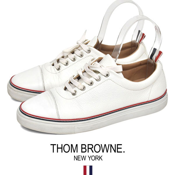 【Thom Browne】期間限定セール中！ スニーカー THOM BROWNE Embroidered canvas sneakers | THE OUTNET