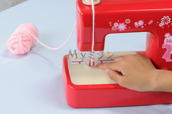 楽天市場 子供用 毛糸ミシン Hug ハグ Km 02 アックスヤマザキ マイミシン