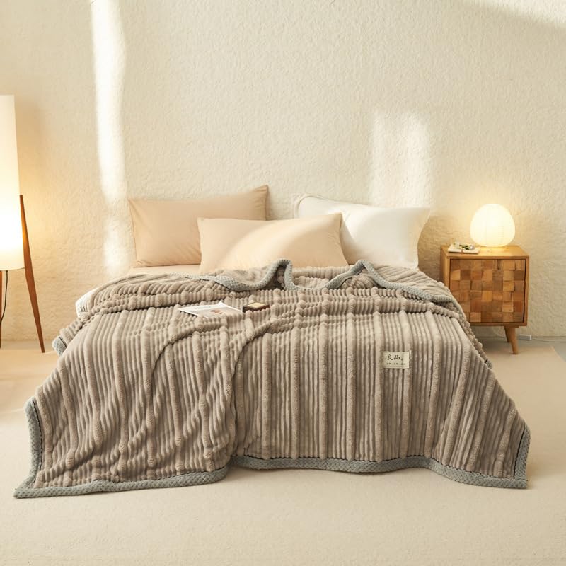 ブランケット シングル 冬用 毛布 朦々たる ふわとろ もこもこブランケット 掛け布団 掛けブランケット 掛けふとん もこもこ ふわふわ あったか 静電押しとどめる 丸洗い聞き入れる 洗える 吸湿熱のある状態 軽さ 保温 冷房装置打つ手 (薄墨色,200*230糎)