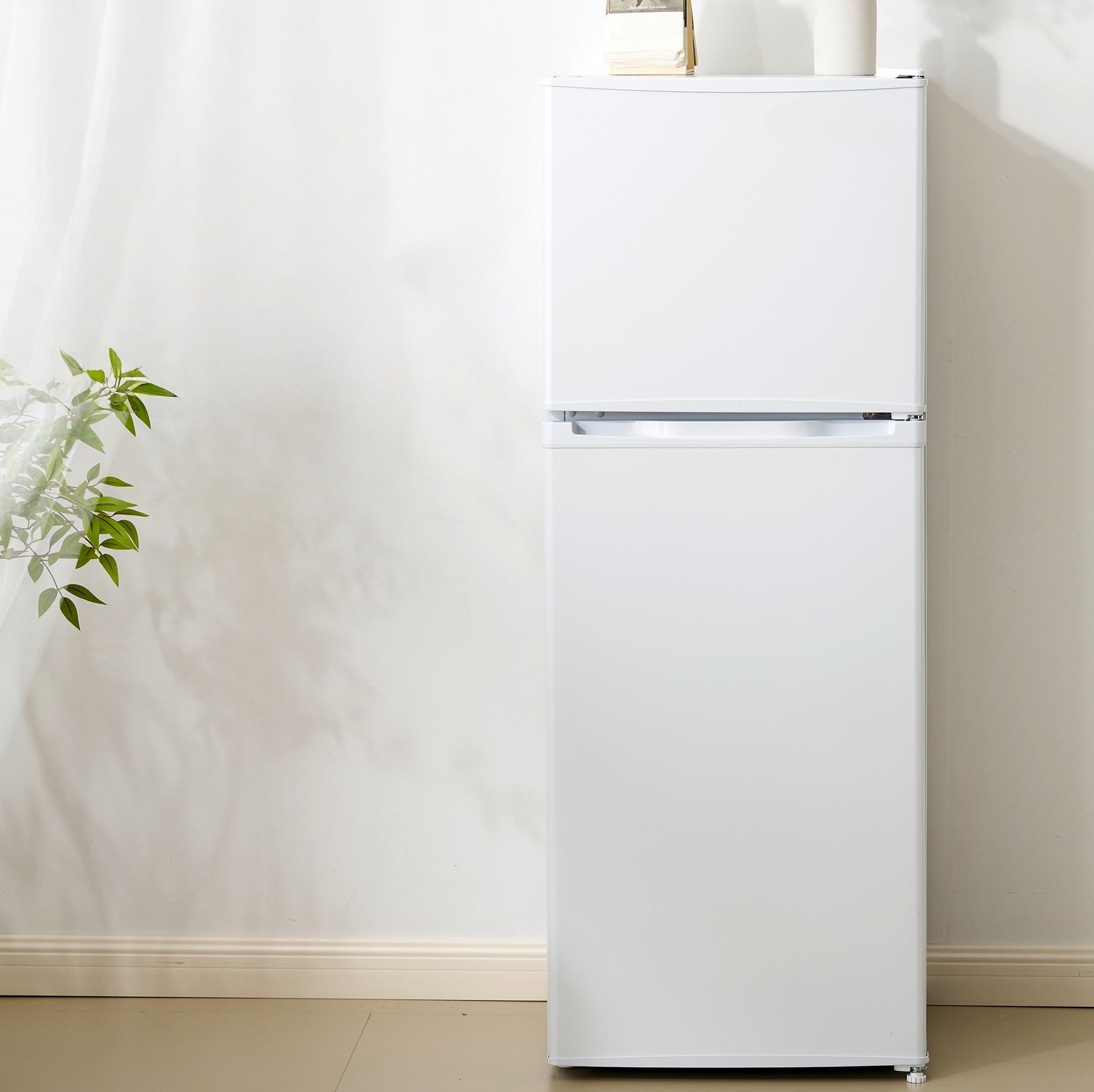 冷蔵庫 一人暮らし 112L 2ドア 冷凍冷蔵庫 直冷式 コンパクト 小型 省エネ 温度調節 庫内灯 仕切り棚付き 冷凍庫付き おしゃれ 家庭用 セカンド冷蔵庫 ホワイト|明金万代