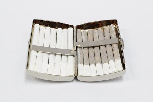 【ヴィーナスベビー10(70mm)】パールニッケルサテン手巻きタバコ用シガレットケース70mmCigaretteCase1-11426-81