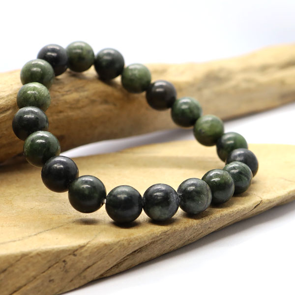 楽天市場】ソーシュライト（チャイナジェード、中国翡翠 独山玉）12mm