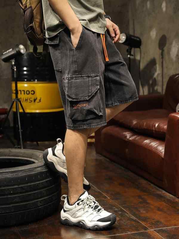 メンズ ショートパンツ アメリカン 夏 デニム ジーンズ レトロ ウォッシュド ユーズド加工 ゆったり ストレート 半ズボン ハーフ 五分丈 膝上丈 ボトムス 薄手 綿混紡 ポリエステル ワーク 作業 ポケット装飾 通気性 男性用 黒 青 大きいサイズ