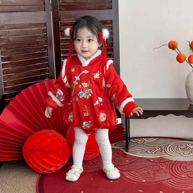 ロンパース 女の子 ベビー服 赤色 厚手 長袖 チャイナドレス風 カバーオール 蝶 錦鯉柄 お宮参り お食い初め 100日祝い 新生児 フォーマル セレモニー ポリエステル 秋冬春
