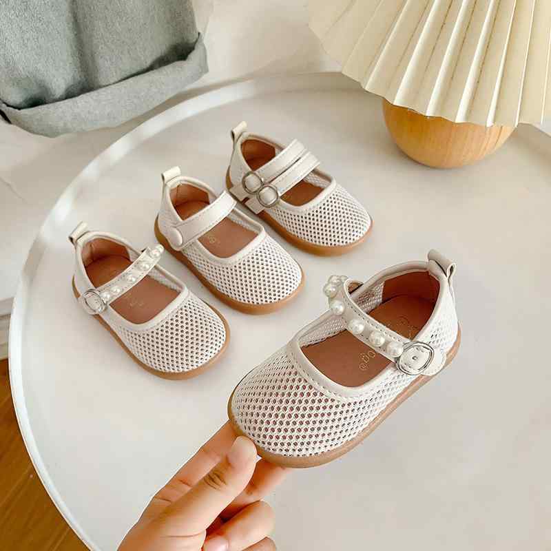 ベビーサンダル 女の子 キッズ 幼児 春夏 メッシュ 通気性 くり抜き プリンセス風 マジックテープ 軽量 合成皮革 PVCソール