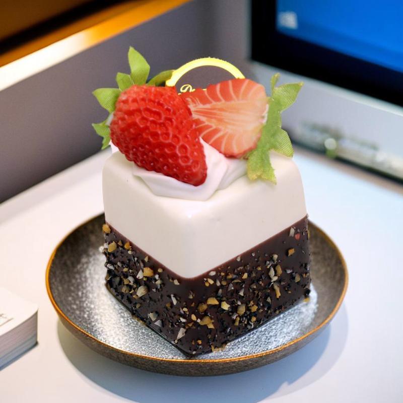 冷蔵庫マグネット リアルな チョコレートケーキ 模型 食品サンプル PU PVC製 かわいい おしゃれ インテリア雑貨 撮影小物 4個セット ギフト プレゼント