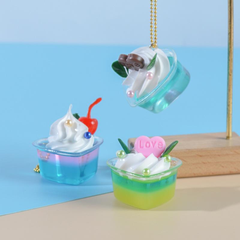 Myaa Sweets様　マンゴーアイス　バッグチャーム TOMI スジャータ シルクアイス ミニチャーム マンゴー ガチャ - メルカリ