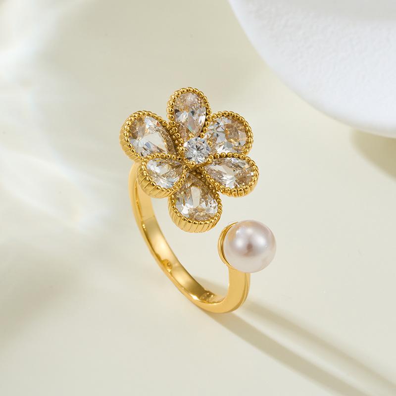 指輪 レディース 高級感 上品 立体ジルコニア 花 フラワーデザイン 輝く花びら フリーサイズ サイズ調整可能 ファッションリング 人差し指リング