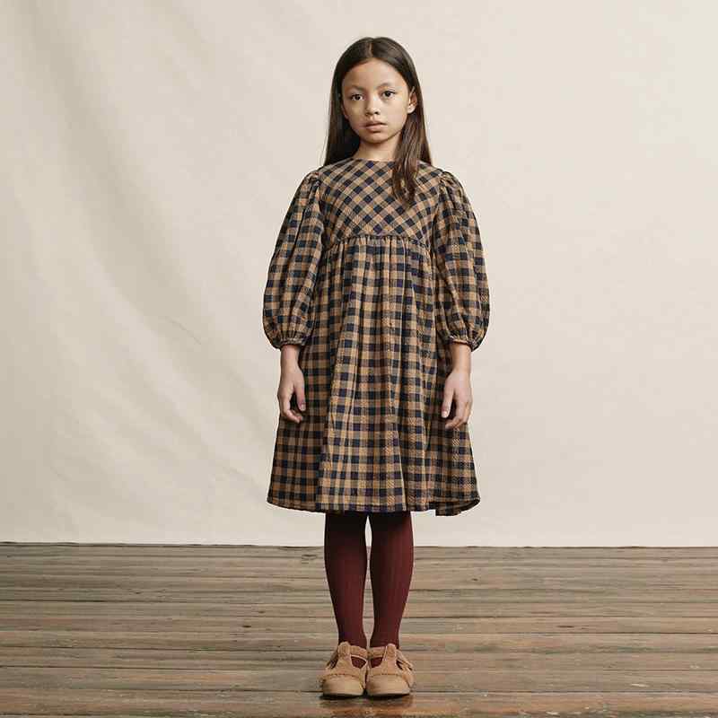 キッズ 女の子 ワンピース 綿麻 チェック柄 春秋 ゆったり レトロ ナチュラルテイスト 丸襟 パフスリーブ ギャザー リボン Aライン ライトブラウン ネイビー