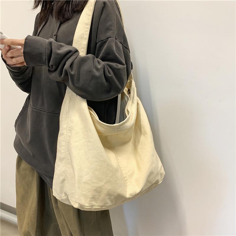 ショルダーバッグ レディース 大容量 2way 無地 キャンバス トートバッグ 横型 スクエア ファスナー開閉 内ポケット付き 柔らかな素材 通学 通勤 デイリーユース 白 黒 赤 緑