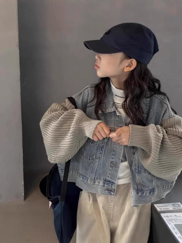 長袖 コットン デニムジャケット 女の子 キッズ ジュニア 韓国 ファッション おしゃれ トレンド 春秋 柔らかい ショート丈 フードなし シングルボタン スクエアカラー アルファベット柄
