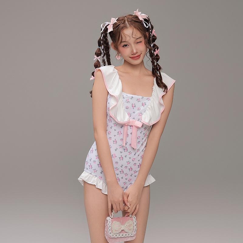 ワンピース水着 レディース カップ付き ノンワイヤー 体型カバー 着痩せ セクシー 小花柄 ガーリー ノースリーブ カジュアル かわいい プール 海水浴 レジャー