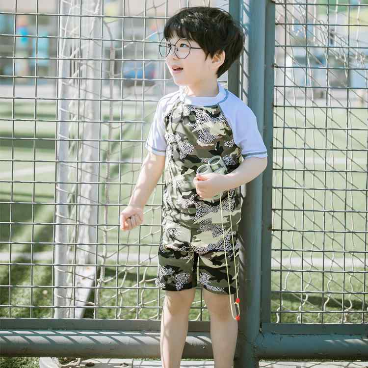 水着 キッズ 男の子 セパレート スイムパンツ 上下セット 迷彩柄 デジタルプリント 小中学生向け 速乾 軽量 プール 海水浴 水遊び レジャー
