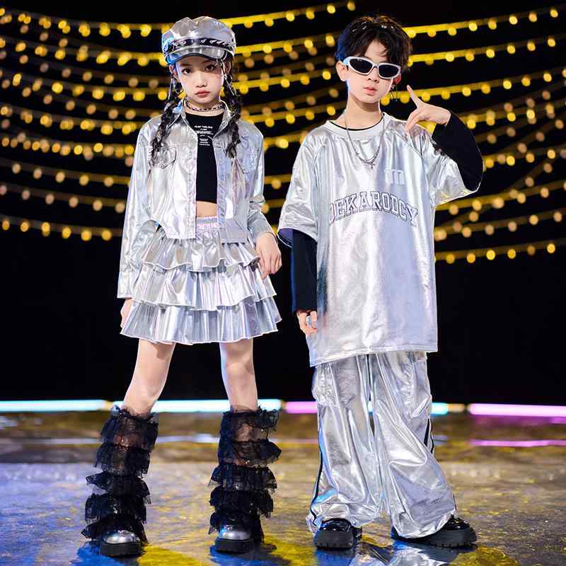 キッズ ジュニア 男女兼用 ストリート ヒップホップ ジャズダンス 衣装 発表会 舞台 セットアップ シルバーメタリック 光沢 ゆったり ルーズフィット かっこいい クール 柔らか素材 ダンスウェア