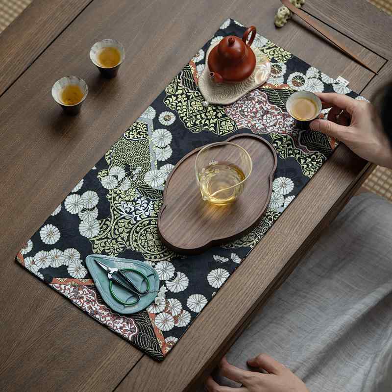 楽天市場】茶席 西陣織 両面 高級感 上質 和柄 和風 雛菊柄 ティー