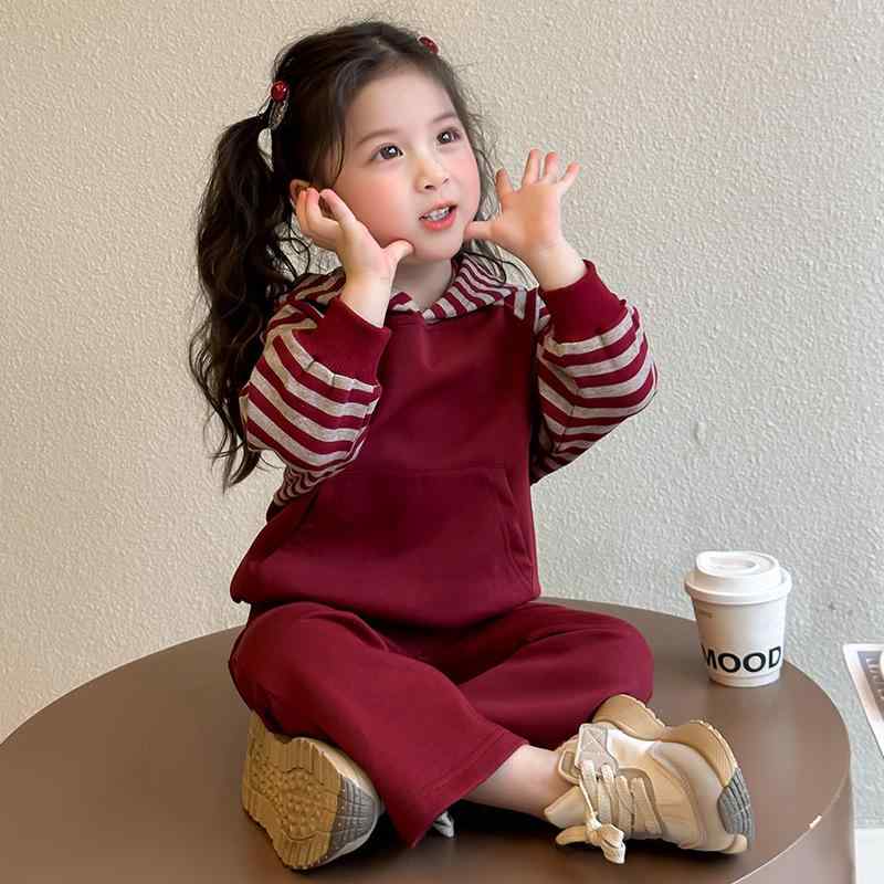 キッズ 女の子 スウェット セットアップ 長袖 長ズボン 春秋 韓国子供服 おしゃれ カジュアル やわらか素材 ポリエステル ルームウェア ストライプ 無地