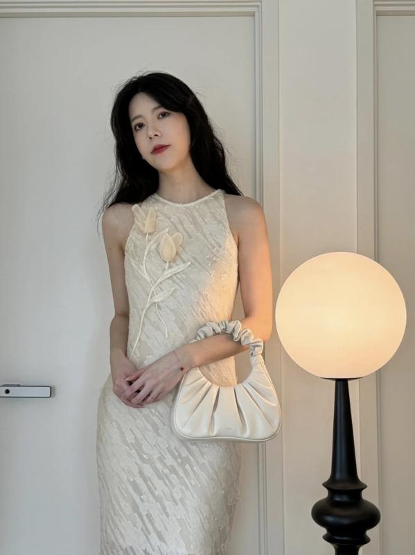 衣裳 レディース 春夏 拾独居室 混 ノースリーブ マキシ丈 後ろ側くい違い フレンチ レトロ お呼ばれ 華燭の典 二次会 ブライズメイド 御召しもの 心地よい ベージュ