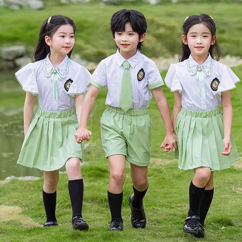 制服 キッズ 男女兼用 春夏 小学生 幼稚園 発表会 合唱 舞台 衣装 入学式 卒業式 英国風 半袖 セットアップ 綿混 ソフトタッチ