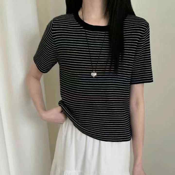 ニットTシャツ レディース 春夏 シルクウール混紡 やわらか 肌触り抜群 着心地快適 半袖 ストライプ柄 クルーネック 切り替え おしゃれ カジュアル きれいめ 通勤 着回し万能 レギュラーフィット