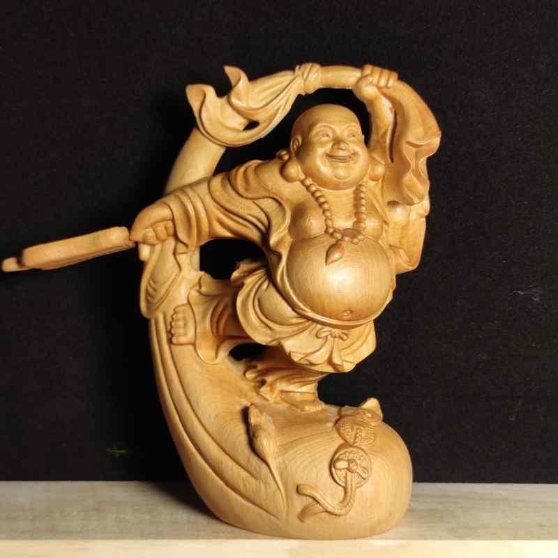 置物 太行崖柏 天然木 無垢材 木彫り 15cm 舞う弥勒仏 笑い仏 精巧な造形 新中式スタイル 車載 車用インテリア 開運 縁起物 贈り物 アジアン雑貨