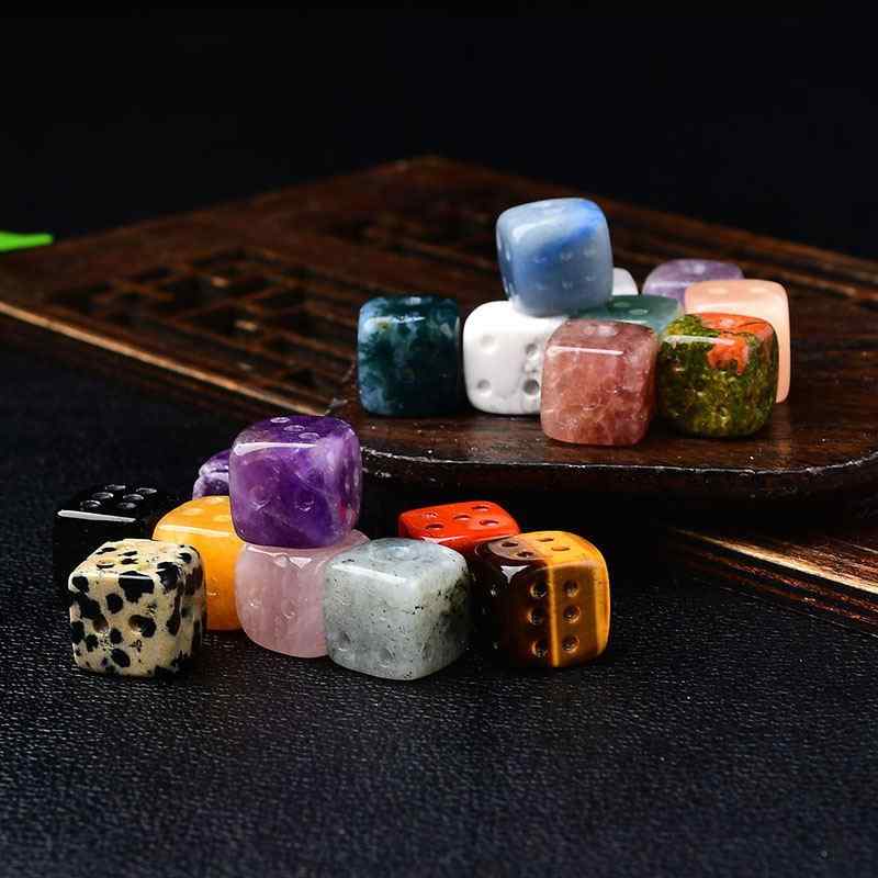 楽天市場】【オススメ！！】中国産黒御影石の彫刻品「サイコロ」 : 石