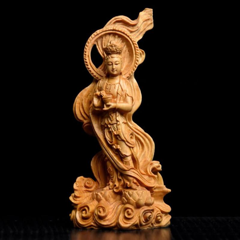 仏像 崖柏木彫 渡海観音菩薩 精巧な彫刻 新中式スタイル 高級感 玄関 リビング 室内 家庭用 置物 開運招福 縁起物 飾り物 インテリア 供養