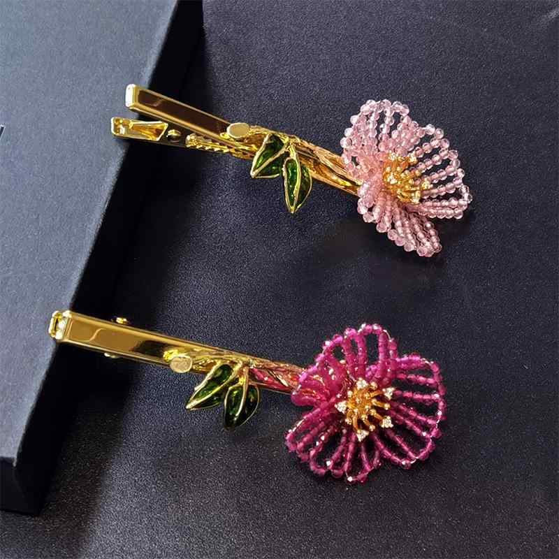 ヘアアクセサリー レディース 高級感 水晶 ビーズ 花 フラワー ヘアクリップ サイド前髪クリップ くちばしクリップ エレガント 手作り ハンドメイド 韓国風 オルチャンスタイル