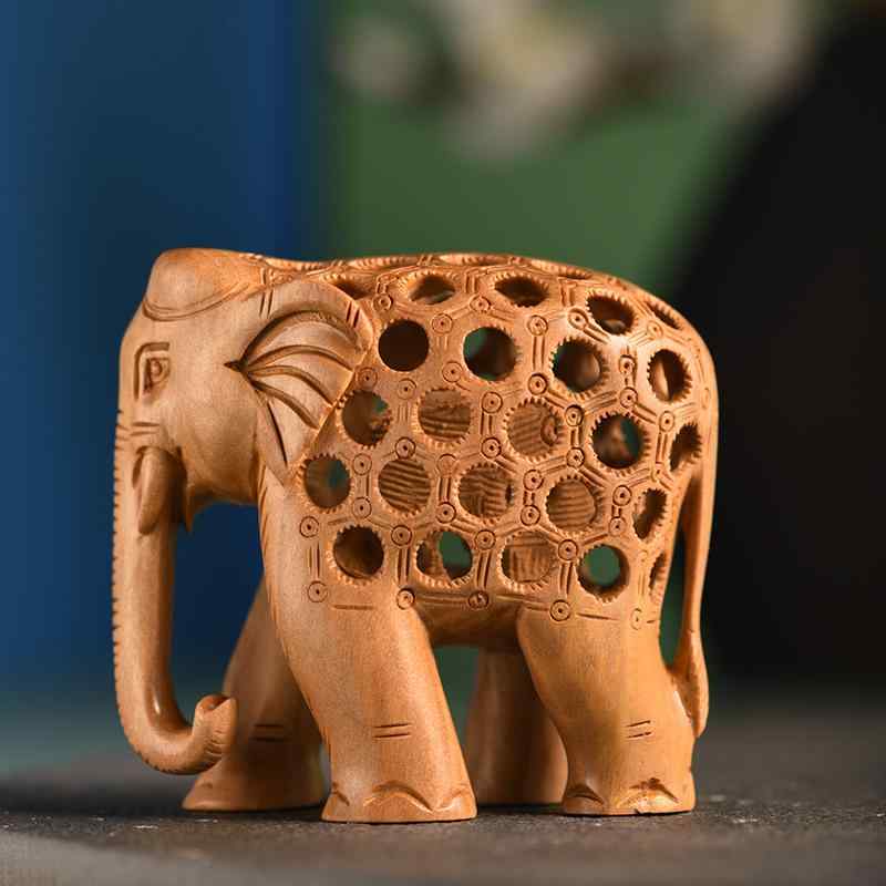 楽天市場】香木白檀 彫刻「白檀象(小)」 置物 サンダルウッド【送料