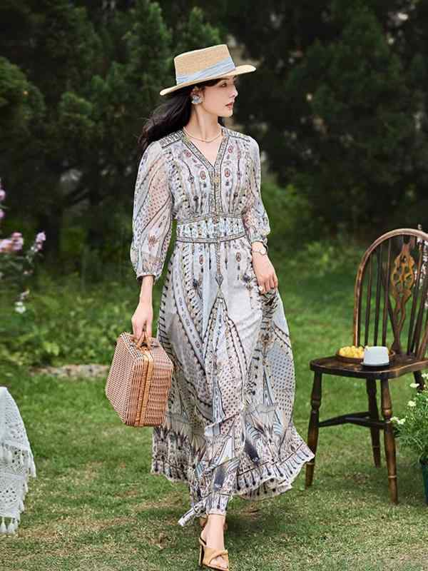 ワンピース レディース 春夏 ロング A字 Aライン Vネック 七分袖 バルーンスリーブ ボタニカル柄 フェイクシルク 切替 デザイン ドレス 綺麗め 通勤 カジュアル ベージュ グレー｜モズラボ