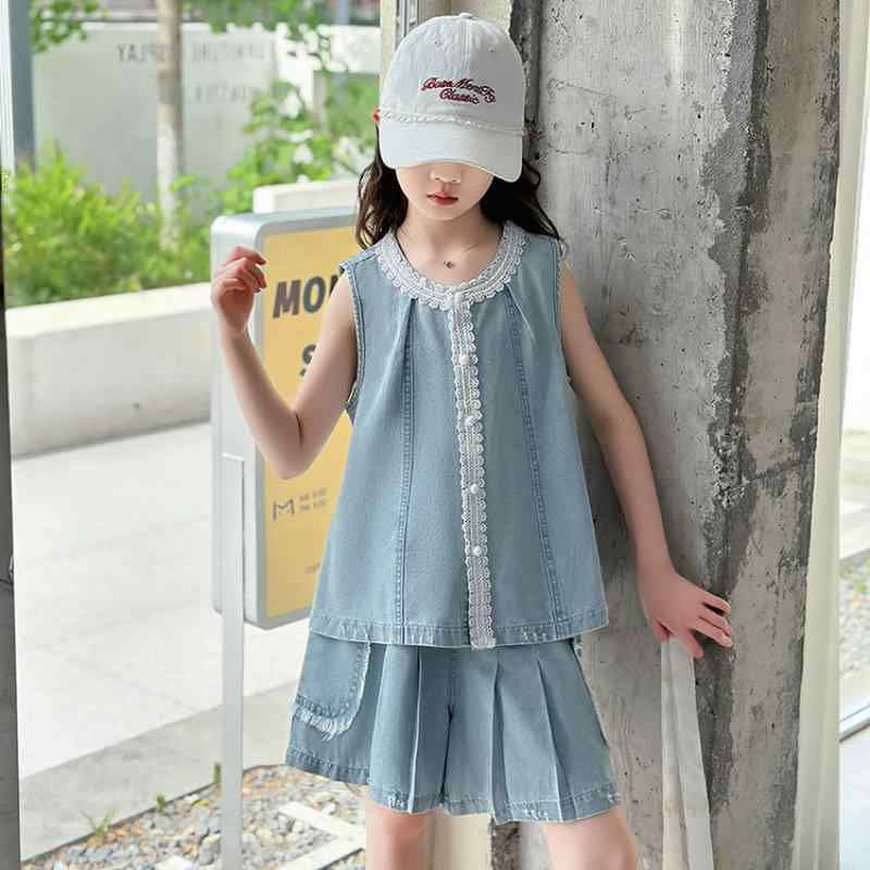 セットアップ 女の子 ガールズ キッズ ジュニア 夏 韓国風 おしゃれ 薄手 柔らか素材 綿混 レースフリル 切り替え デニムベスト ショートパンツ 2点セット カジュアル
