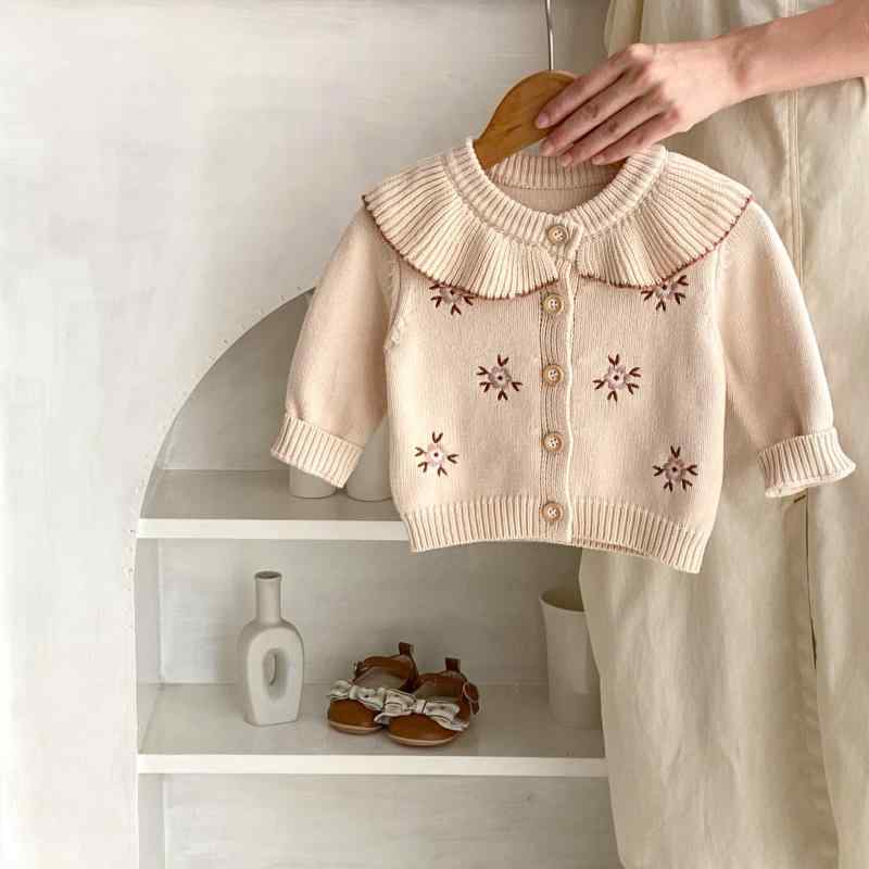 ニットカーディガン ベビー 女の子 キッズ 春物 綿100% コットン 刺繍 花柄 縁取り ビッグカラー 長袖 前開き シングルボタン カジュアル ニュアンスカラー
