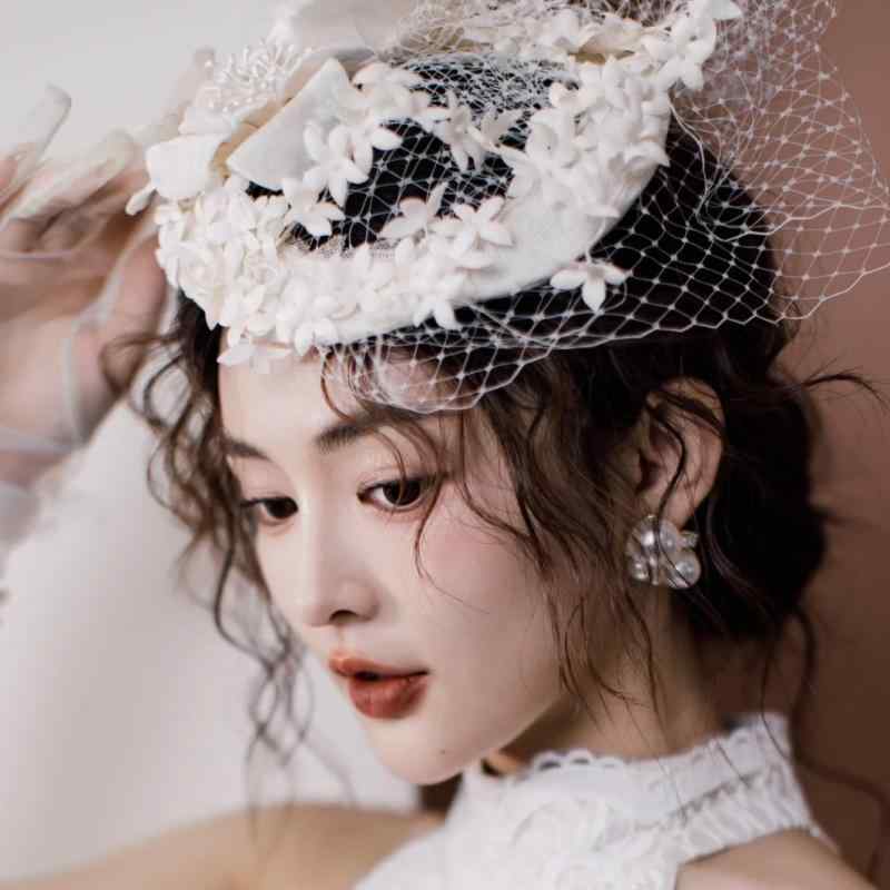 ヘッドドレス レトロ フレンチスタイル 透かし彫り 花 チュール 結婚式 ウェディング ブライダル 花嫁 髪飾り カクテルハット ミニハット