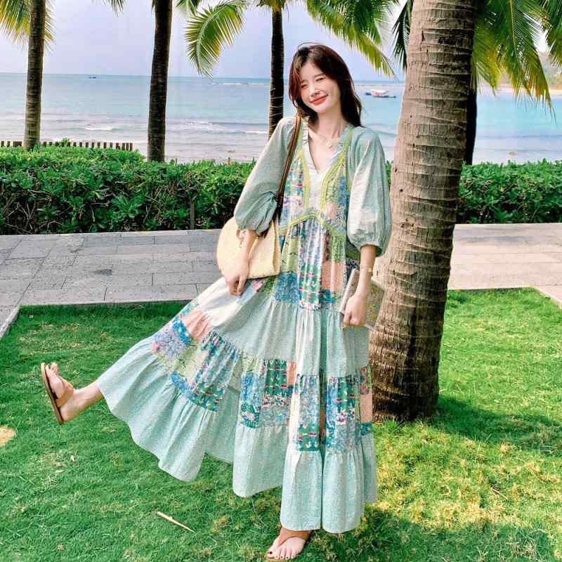 衣裳 レディース 春夏 ロング マキシ丈 Vのど首 五分袖 音の大きさ衣袂 パフ衣袂 花柄 うつり変わり ゆったり 骨組み縮くれる 体型取りまかなう たまり場 旅する 心地よい 清楚 女子らしい 緑であること
