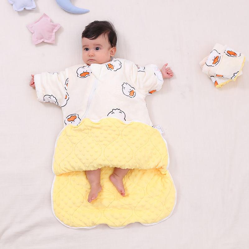 寝袋 ベビー 赤ちゃん 新生児 キッズ 秋冬用 寝冷え防止 蹴り出し防止 夜泣き対策 スリーパー おくるみ もこもこ ドット柄 ふわふわ フランネル 厚手 袖取り外し可能 出産祝い プレゼント 暖かい 安眠サポート ぐっすり