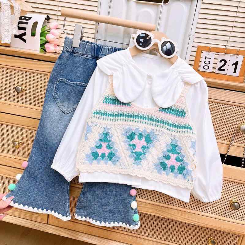 子供服 女の子 キッズ セットアップ 春秋 韓国風 かわいい カジュアル 長袖 長ズボン 柔らかい 花柄 インナー ハート柄 ニットベスト デニムパンツ 3点セット 通園 通学 普段着