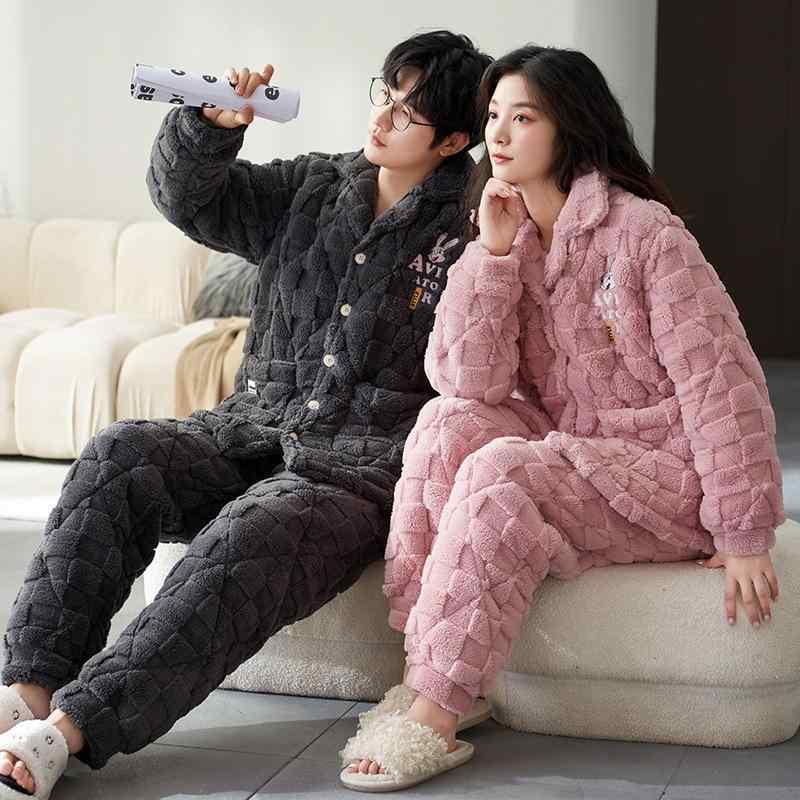 パジャマ レディース メンズ カップル 中綿入り キルティング 三層構造 極厚 厚手 保温 あったか 再生繊維 サンゴフリース スタンドカラー ジップアップ ルームウェア 部屋着 寝間着 祝い色 レッド 秋冬