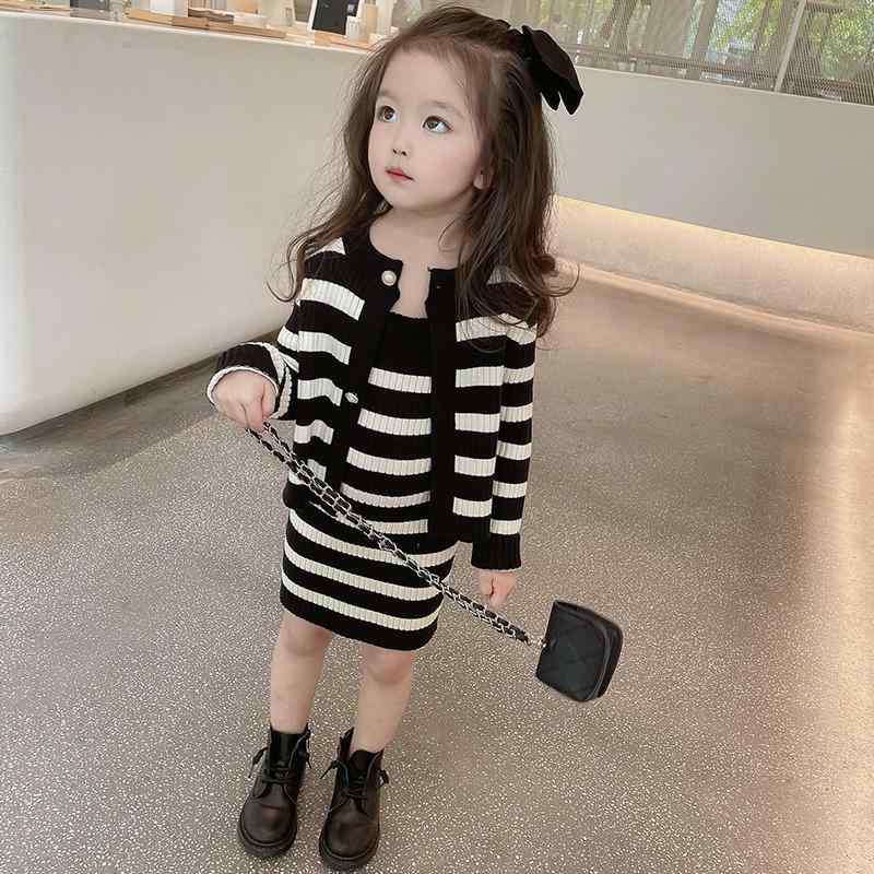 セットアップ ベビー 女の子 子供 キッズ 春秋 柔らか素材 肌触り快適 韓国子供服 おしゃれ 個性的 上品 かわいい プリンセス ストライプ柄 ニットカーディガン キャミソールワンピース お出かけ 普段着