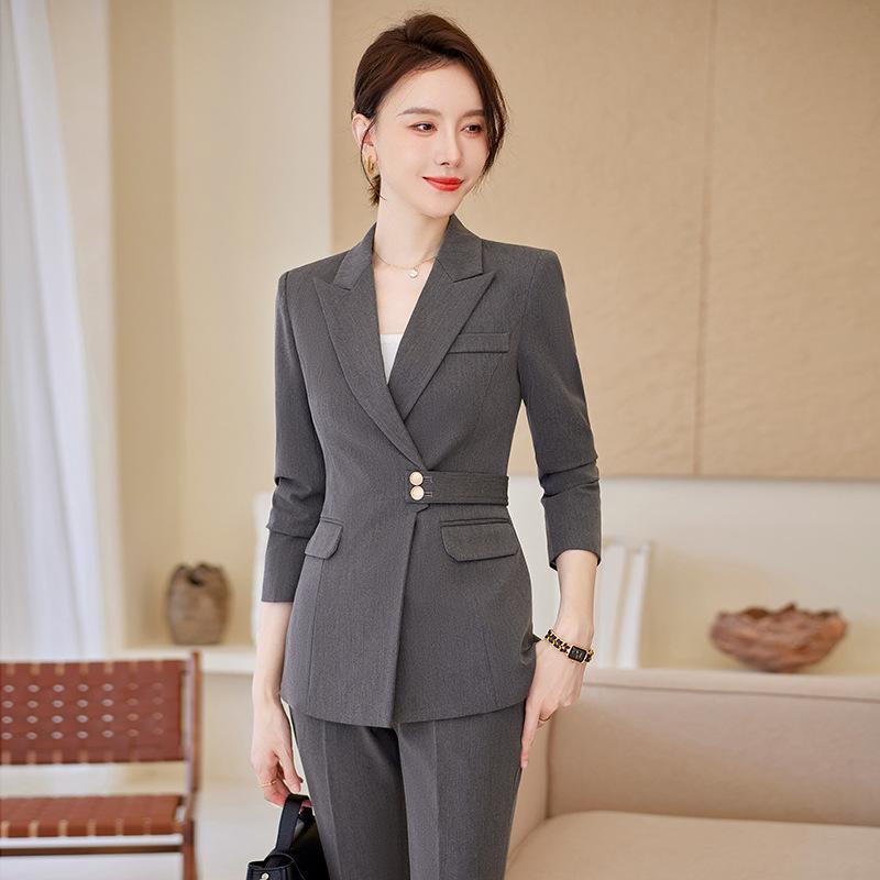 スーツ レディース セットアップ 春秋 オフィス ビジネス フォーマル 制服 ユニフォーム 高級感 上品 エレガント 長袖 九分丈パンツ ブラック ネイビー グレー 通勤 面接 発表会 ポリエステル ビスコース