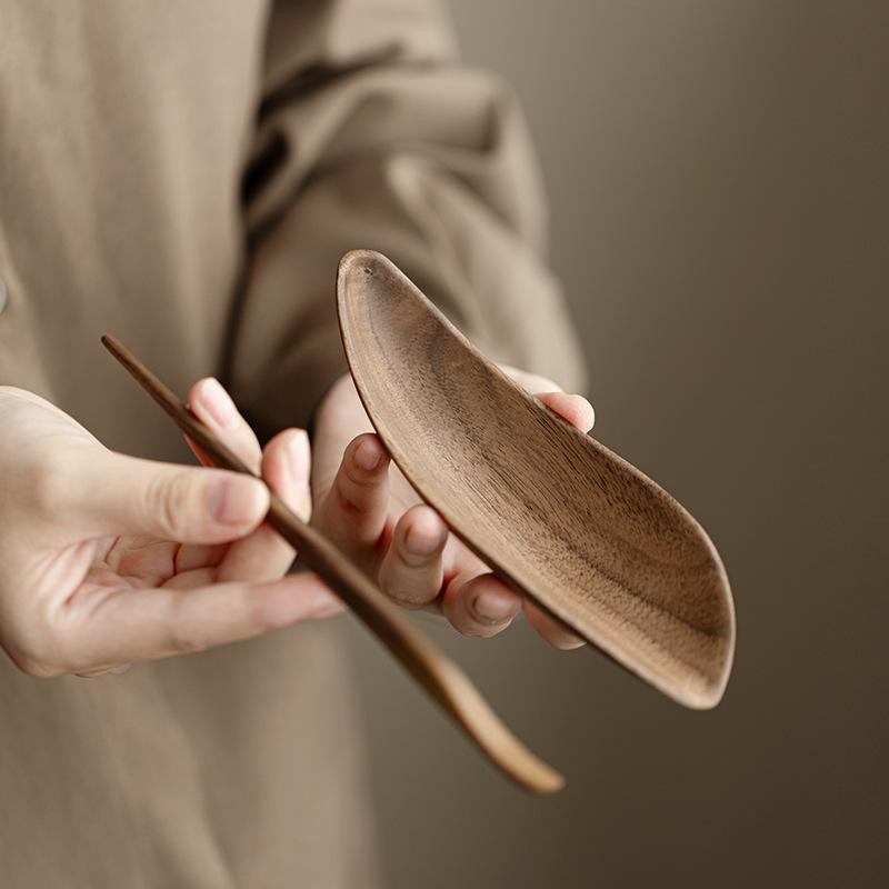 茶則 北米産ウォールナット 無垢材 手作り 蓮の葉 茶葉鑑賞 茶さじ 茶道六君子 中国茶道具 新中式 モダン 上質 おしゃれ 和風 ギフト プレゼント