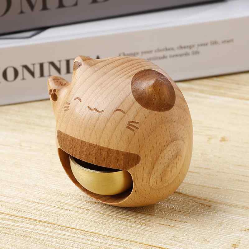 玄関ベル 招き猫 無垢材 ビーチウッド 手彫り 彫刻 和風 ポップ かわいい ユニーク キャラクター 玄関飾り ドアチャイム 開運アイテム 置物 インテリア雑貨