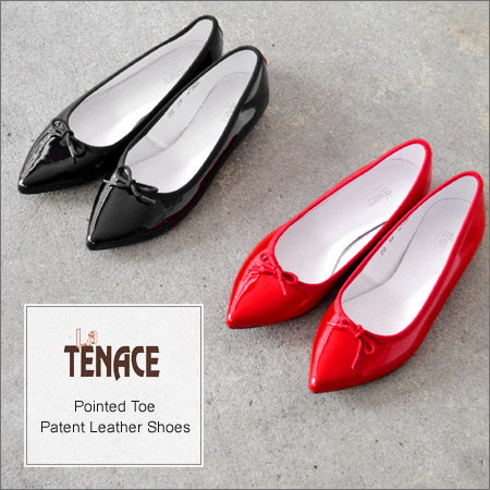 La TENACE [ラ・テナーチェ] ポインテッドトゥエナメルフラットシューズ レディース 020-VN rosso 37