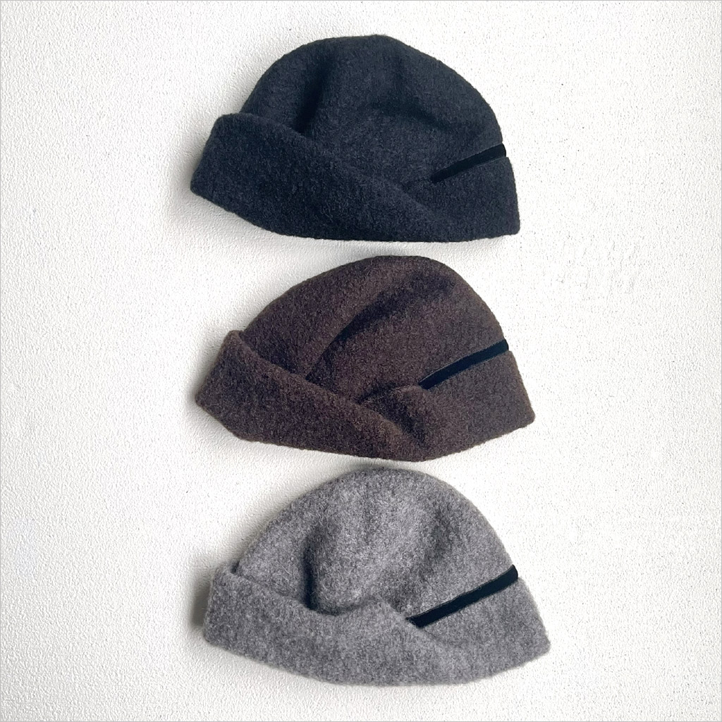chisaki [チサキ]「Kiiko」ベビーアルパカ混ニットワッチ レディース 25AW-19 grey/dark brown/black｜na-na分室（ノーノブンシツ）