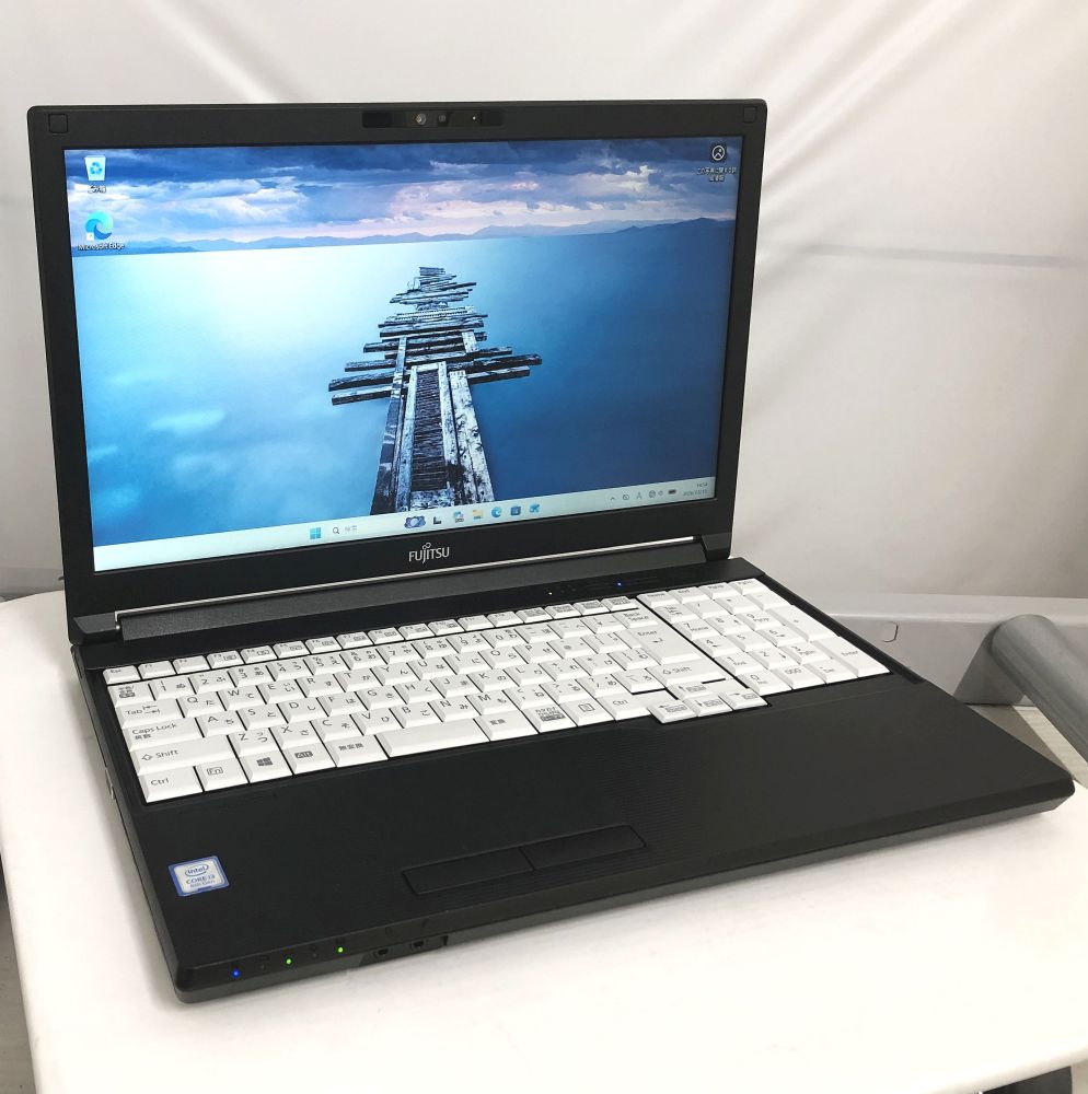 中古パソコン ノートPC FUJITSU LIFEBOOK A579/CX Core i3 8145U メモリ8GB 中古SSD 2.5インチ256GB Windows11 Pro 64bit【送料無料】【1年保証】