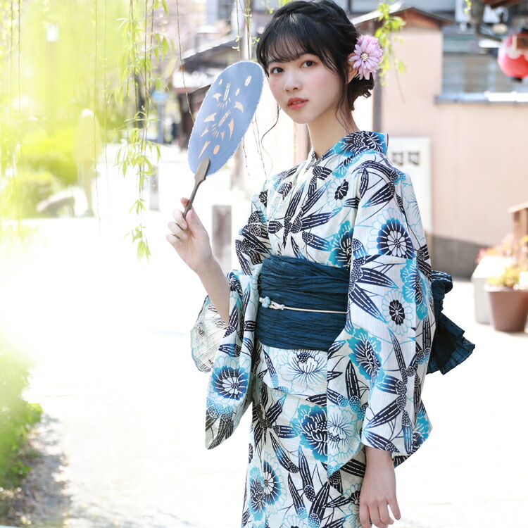 高級生地綿絽浴衣　花柄の円形模様 浴衣と下駄セット 高級生地綿絽浴衣 花柄の円形模様 浴衣と下駄セット新しい