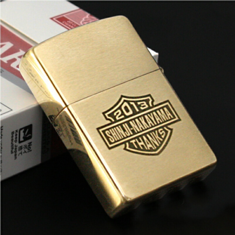 プレゼント Zippo 男性 Chrome 新品本物抜群 夫 ジッポー バイカーに大人気の当店自慢のデザイン 彼氏 男性 記念日 Chrome クローム ゴールド 名札工房 ステンレスzippo ゴールド Brushed かっこいい 送料無料 4b 名入れ ラッピング 知る人ぞ知る