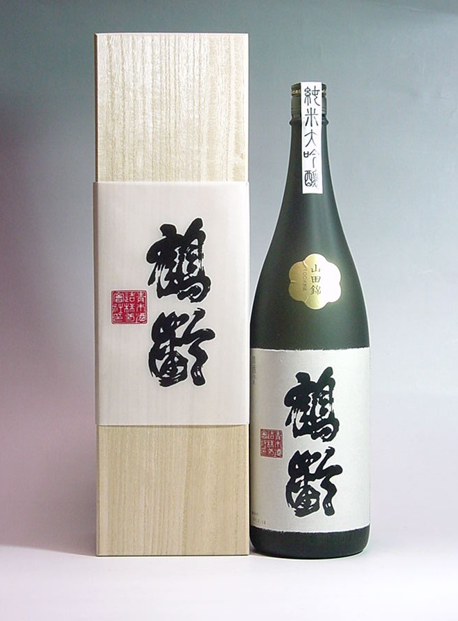 日本酒　贈り物　鶴齢　純米大吟醸　山田錦３７％精米　1800ml　桐箱入り 日本酒 鶴齢 純米大吟醸 東条産山田錦 37%精米 1800ml 鶴齢