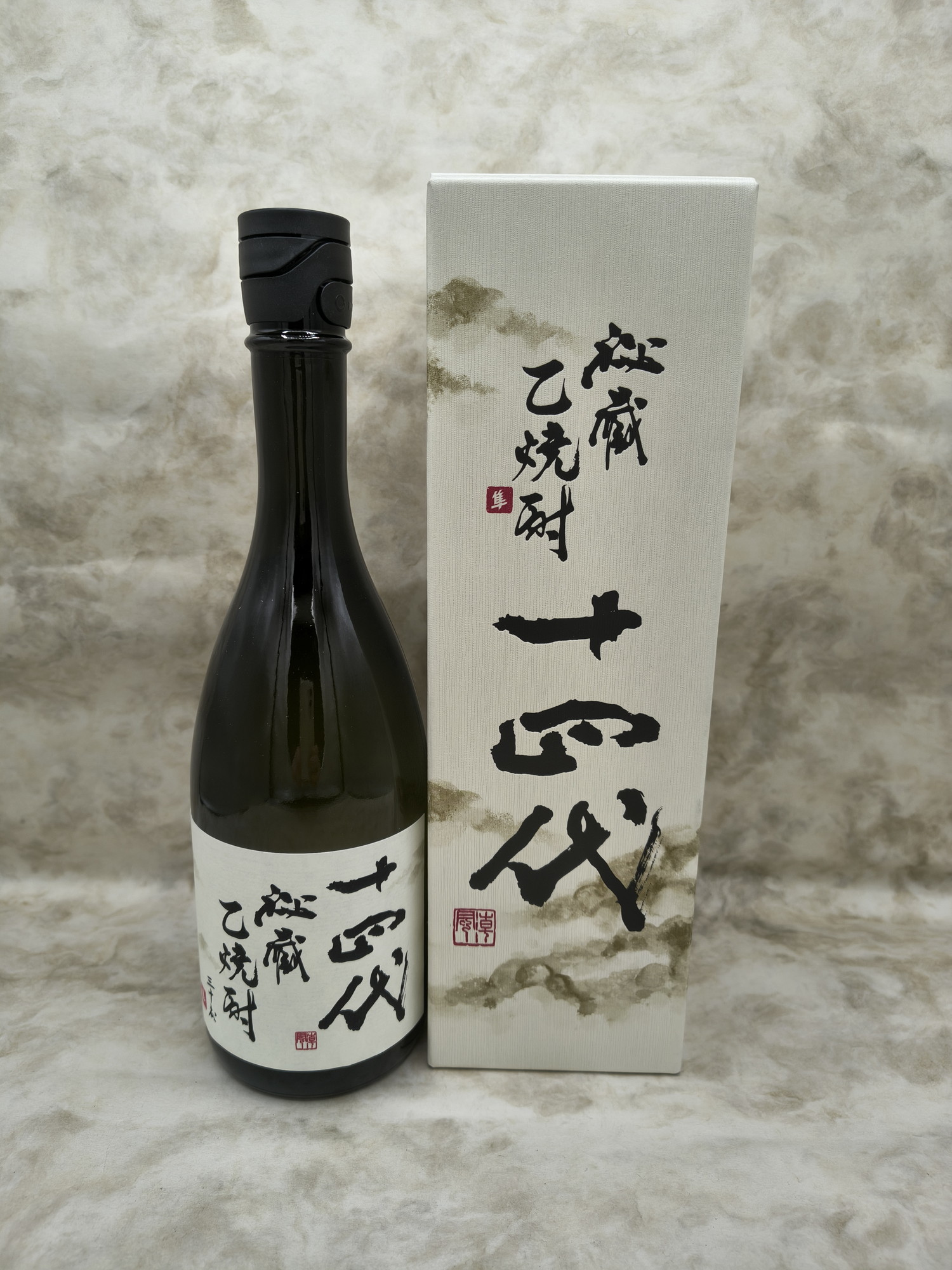 十四代 隼 乙焼酎 30度 720ml 化粧箱付き 米焼酎 ギフト 13,838円