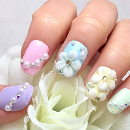 楽天市場】☆ビジューフレンチネイル☆シャイニーベージュ キラキラ