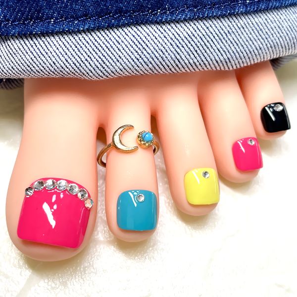 楽天市場】☆バンダナ柄フットネイル☆強力両面テープ1回分・付け方